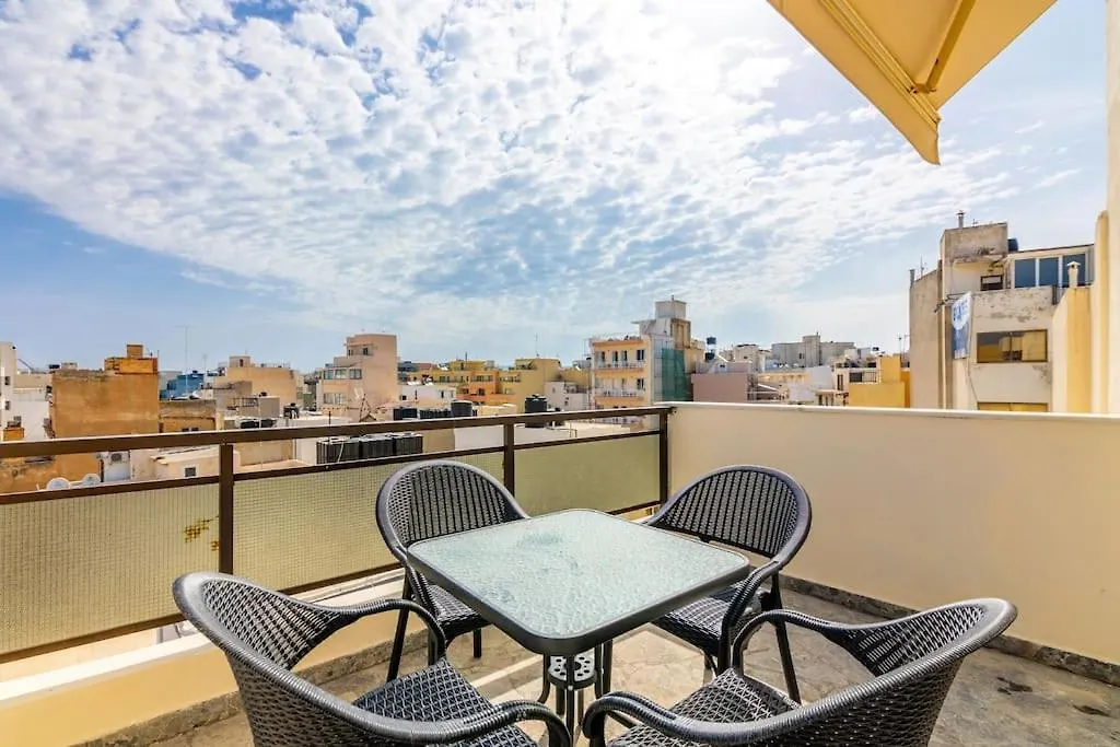 Downtown Spacious Loft Apartment Just 3 Minutes From City Centre Heraklion